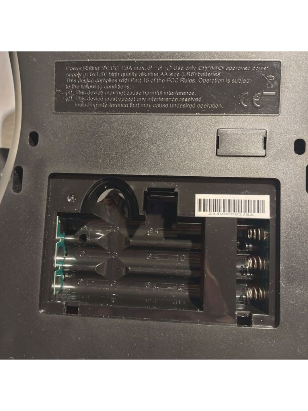 Dymo LabelManager 400 Electronic Label Maker With Accessories USB Compatible - Picture 8 of 13